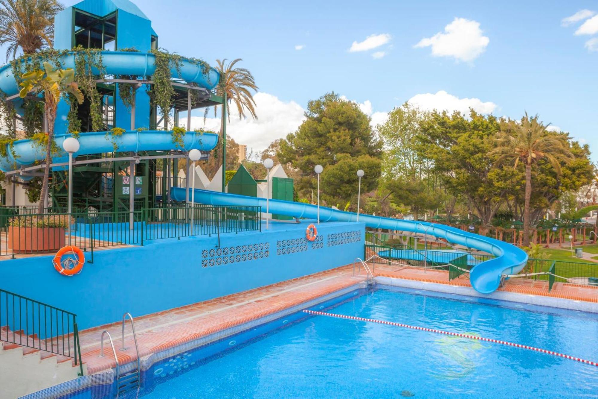 Appartement Deluxe In Benalbeach With Water Park